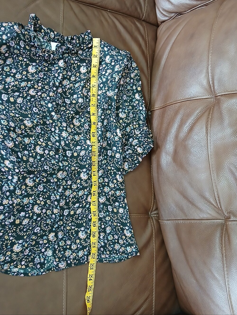 Selkie the Bistro Blouse‎ in Spirit Floral Button Up Top - Picture 15 of 15